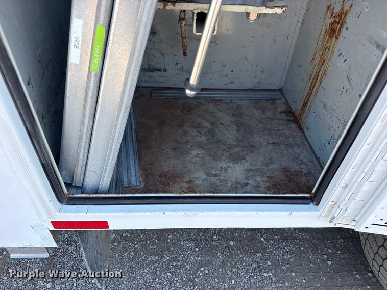 image for item NU9636 2018 Ford F550 Super Duty utility / service truck