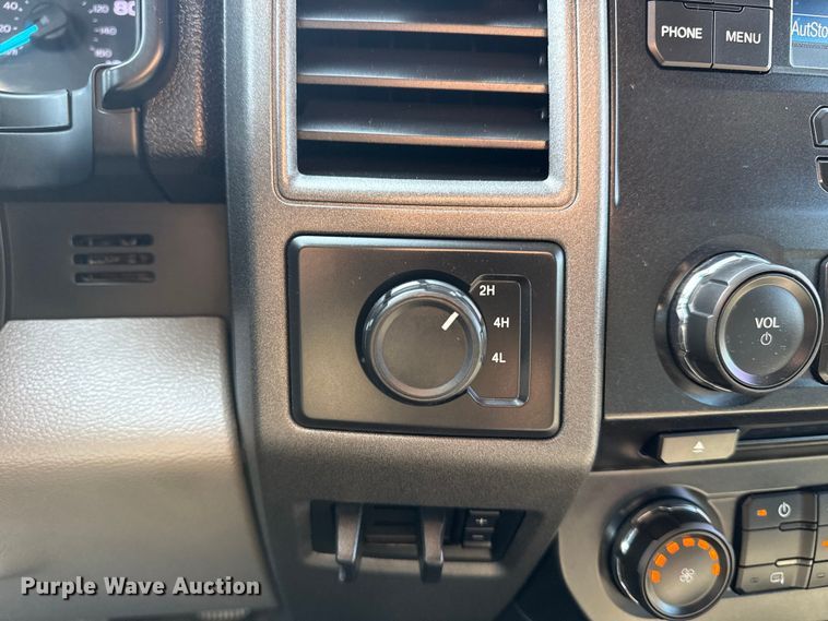 image for item NU9636 2018 Ford F550 Super Duty utility / service truck