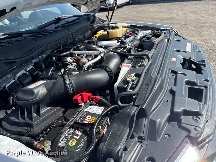 image for item NU9636 2018 Ford F550 Super Duty utility / service truck