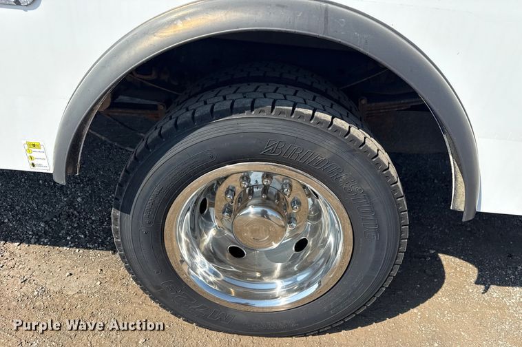 image for item NU9636 2018 Ford F550 Super Duty utility / service truck