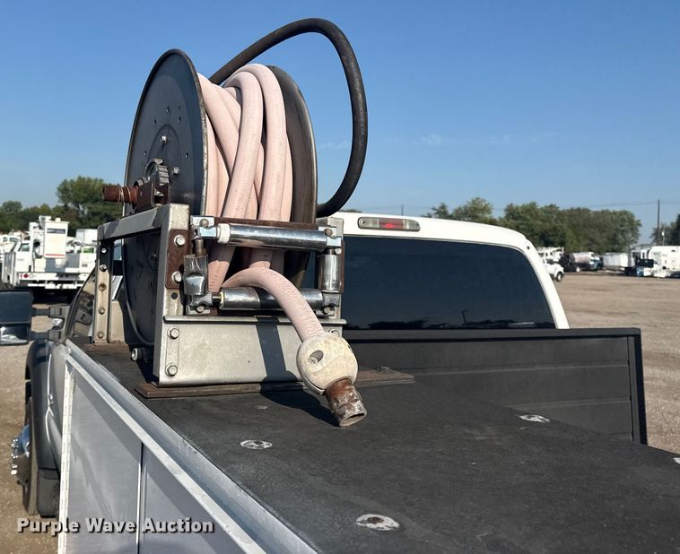 image for item NU9641 2012 Ford F550 Super Duty Crew Cab utility / service truck