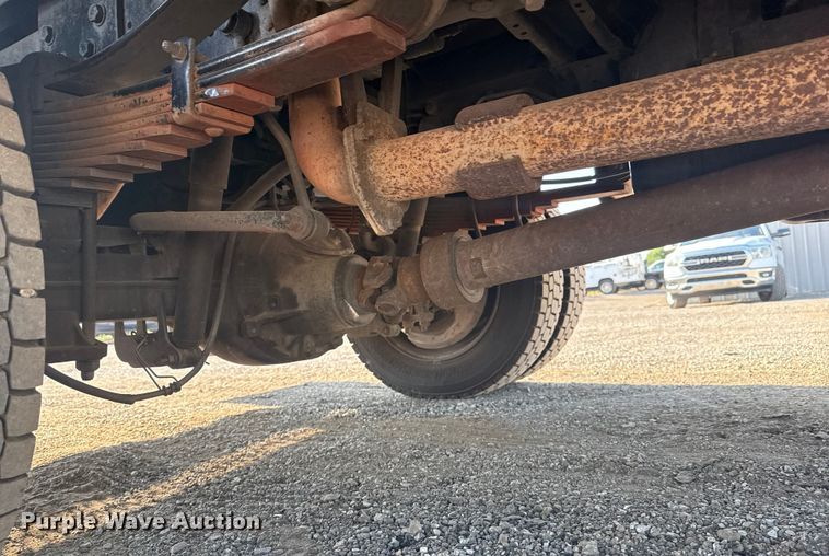 image for item NU9641 2012 Ford F550 Super Duty Crew Cab utility / service truck