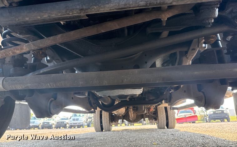 image for item NU9641 2012 Ford F550 Super Duty Crew Cab utility / service truck