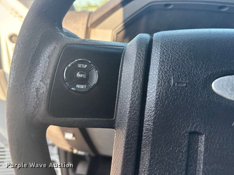 image for item NU9641 2012 Ford F550 Super Duty Crew Cab utility / service truck