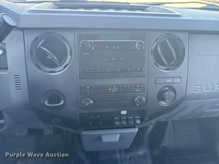 image for item NU9641 2012 Ford F550 Super Duty Crew Cab utility / service truck