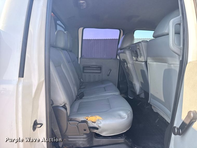 image for item NU9641 2012 Ford F550 Super Duty Crew Cab utility / service truck