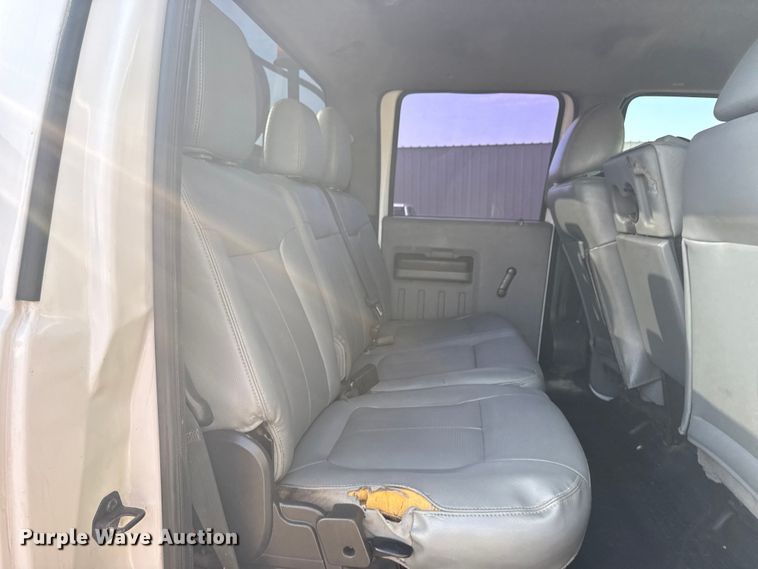 image for item NU9641 2012 Ford F550 Super Duty Crew Cab utility / service truck