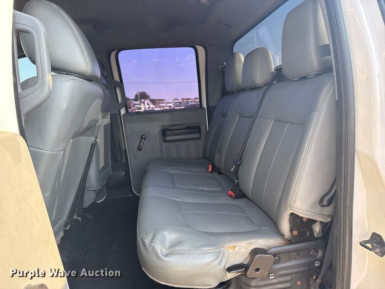 image for item NU9641 2012 Ford F550 Super Duty Crew Cab utility / service truck