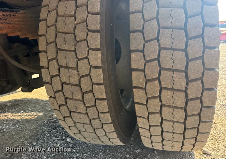 image for item NU9641 2012 Ford F550 Super Duty Crew Cab utility / service truck