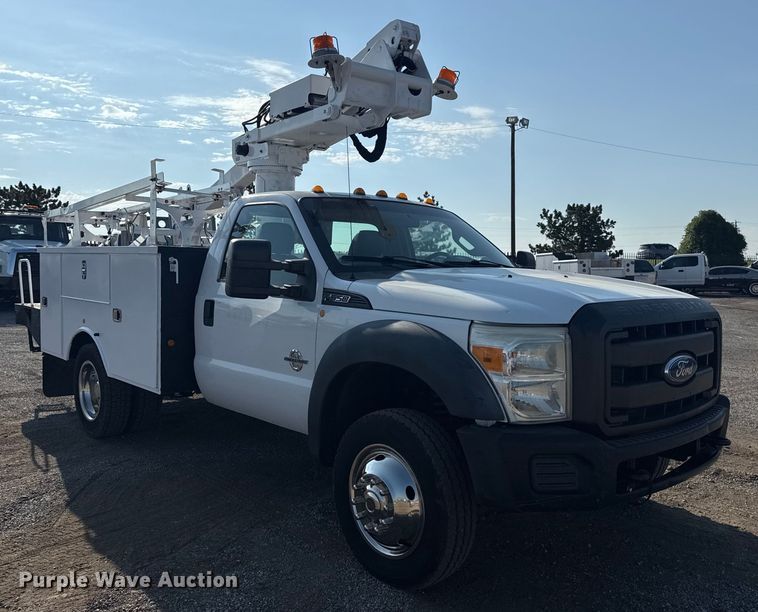 CAMIóN CON CANASTILLA 2011 FORD ALTEC
