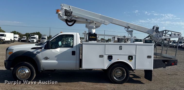 image for item NU9642 2011 Ford F550 Super Duty bucket truck