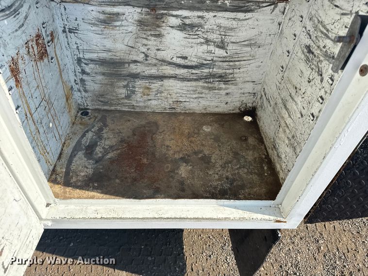 image for item NU9642 2011 Ford F550 Super Duty bucket truck