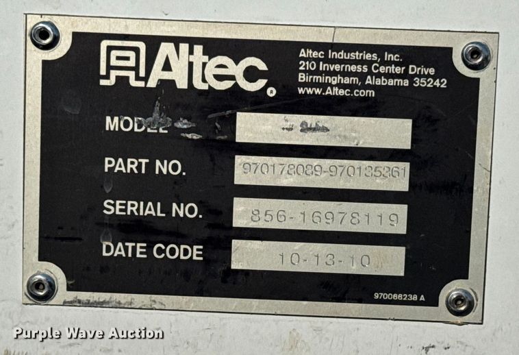 image for item NU9642 2011 Ford F550 Super Duty bucket truck