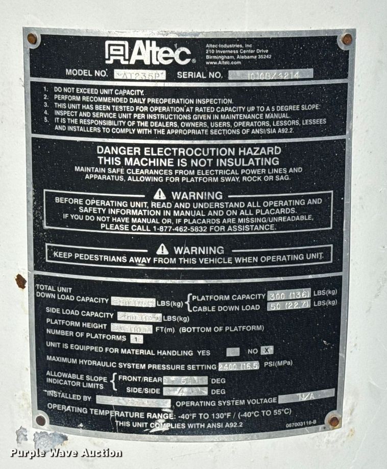 image for item NU9642 2011 Ford F550 Super Duty bucket truck