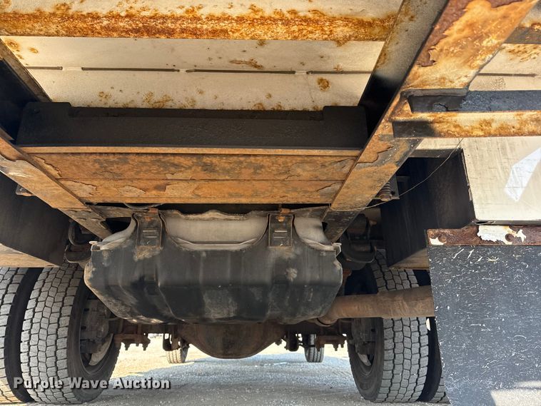 image for item NU9642 2011 Ford F550 Super Duty bucket truck