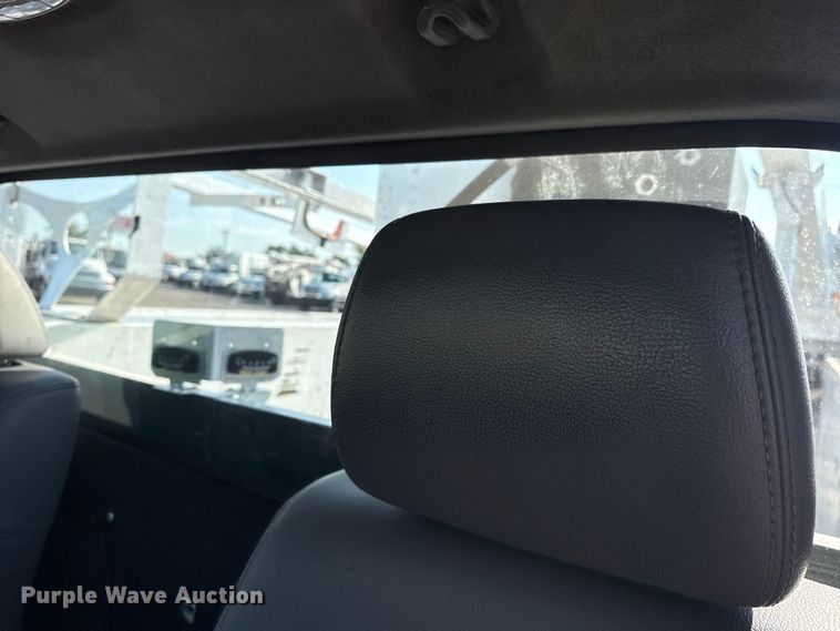 image for item NU9642 2011 Ford F550 Super Duty bucket truck