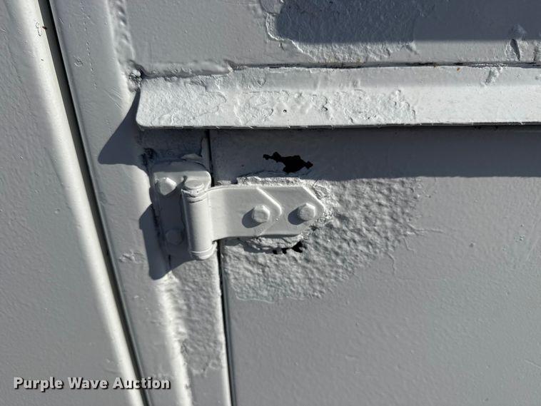 image for item NU9643 2010 International 7500 crane truck