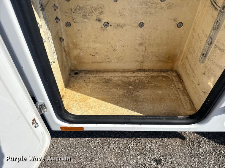 image for item NU9644 2012 Ford F450 Super Duty bucket truck