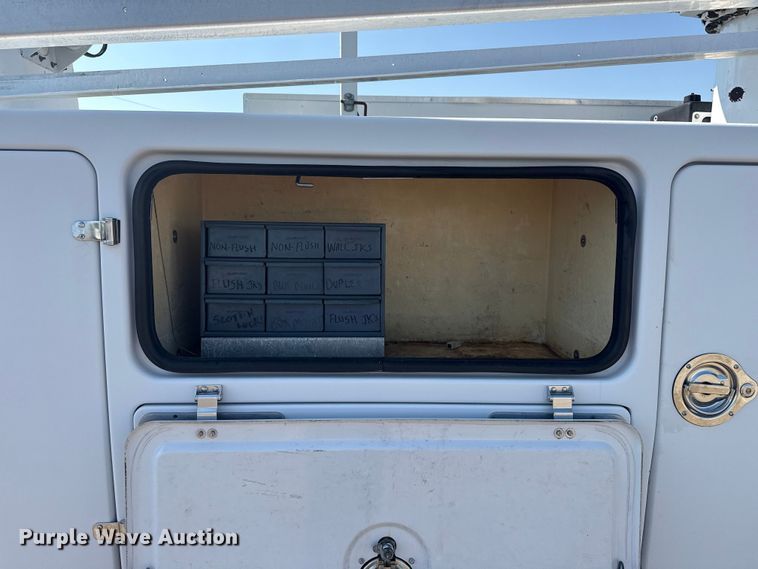 image for item NU9644 2012 Ford F450 Super Duty bucket truck