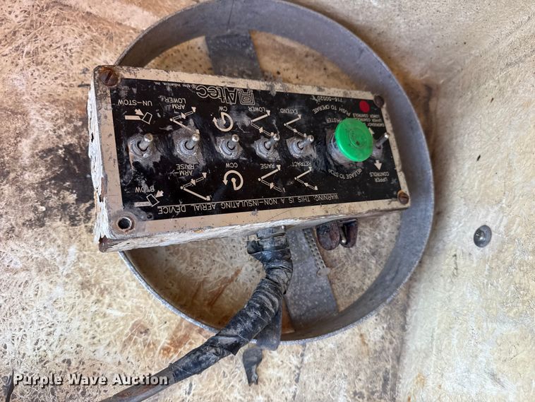 image for item NU9644 2012 Ford F450 Super Duty bucket truck