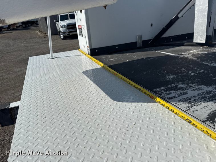 image for item NU9644 2012 Ford F450 Super Duty bucket truck