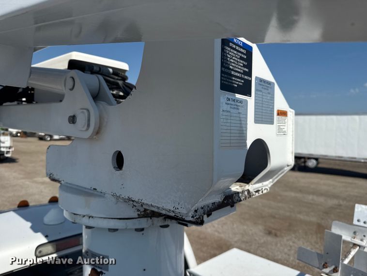 image for item NU9644 2012 Ford F450 Super Duty bucket truck