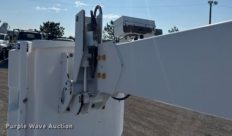 image for item NU9644 2012 Ford F450 Super Duty bucket truck