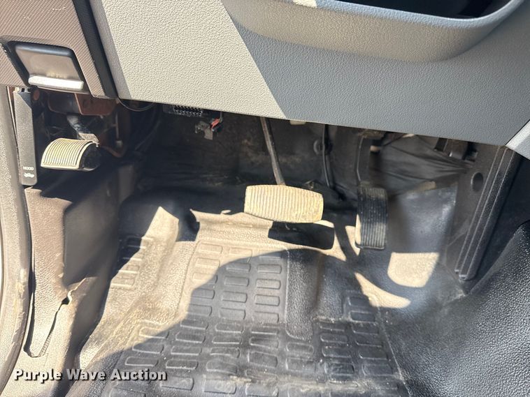 image for item NU9644 2012 Ford F450 Super Duty bucket truck