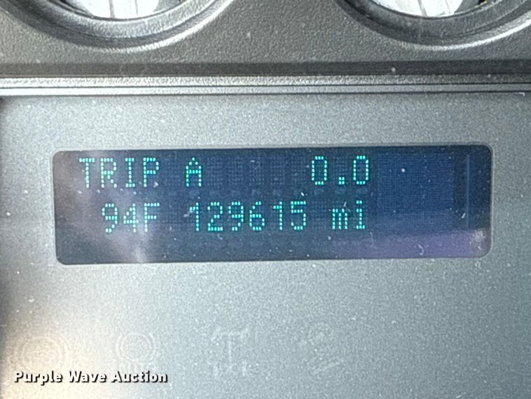 image for item NU9644 2012 Ford F450 Super Duty bucket truck