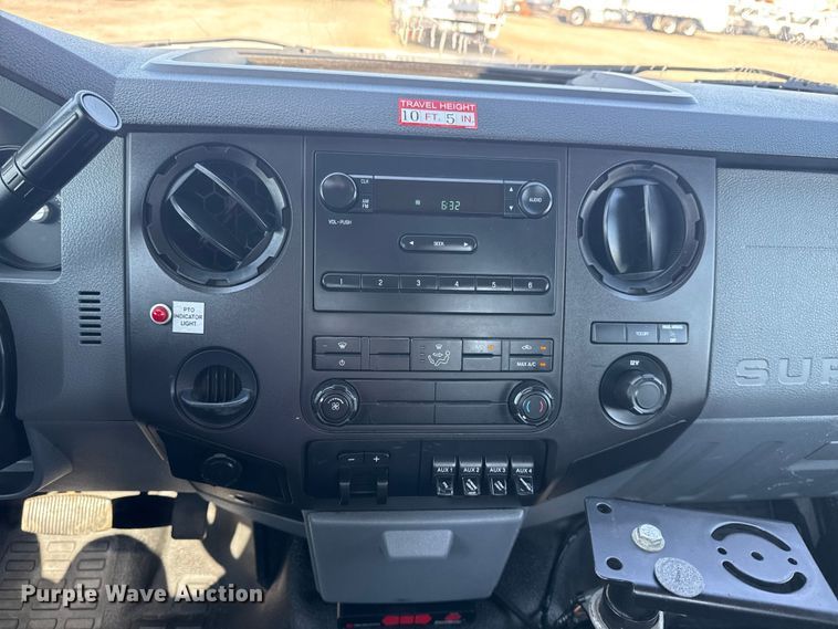 image for item NU9644 2012 Ford F450 Super Duty bucket truck