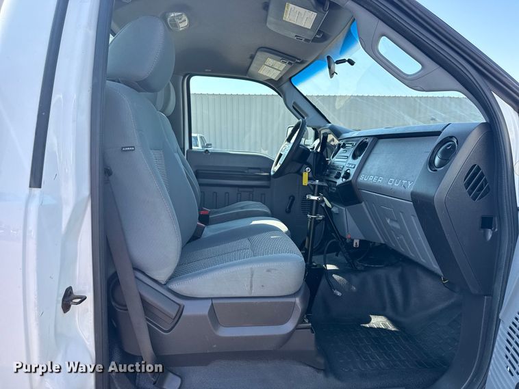 image for item NU9644 2012 Ford F450 Super Duty bucket truck