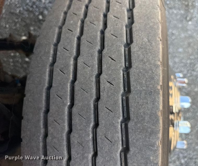 image for item NU9644 2012 Ford F450 Super Duty bucket truck