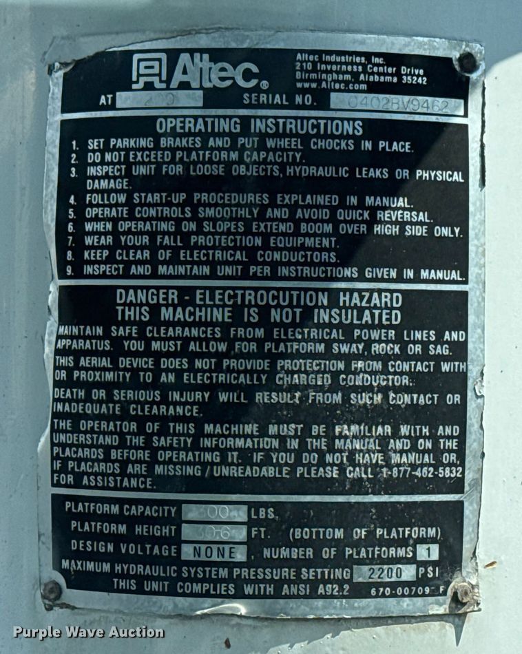 image for item NU9648 2017 Ford F450 Super Duty bucket truck