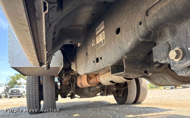 image for item NU9648 2017 Ford F450 Super Duty bucket truck