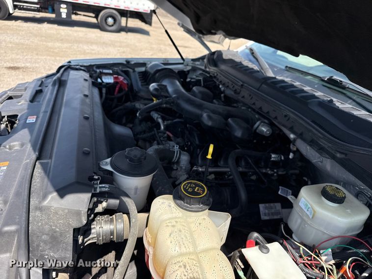 image for item NU9648 2017 Ford F450 Super Duty bucket truck