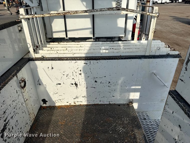 image for item NU9652 2019 Freightliner Business Class M2 digger derrick truck