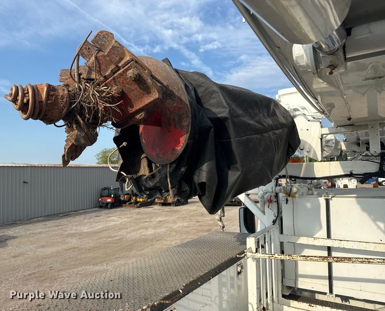 image for item NU9652 2019 Freightliner Business Class M2 digger derrick truck