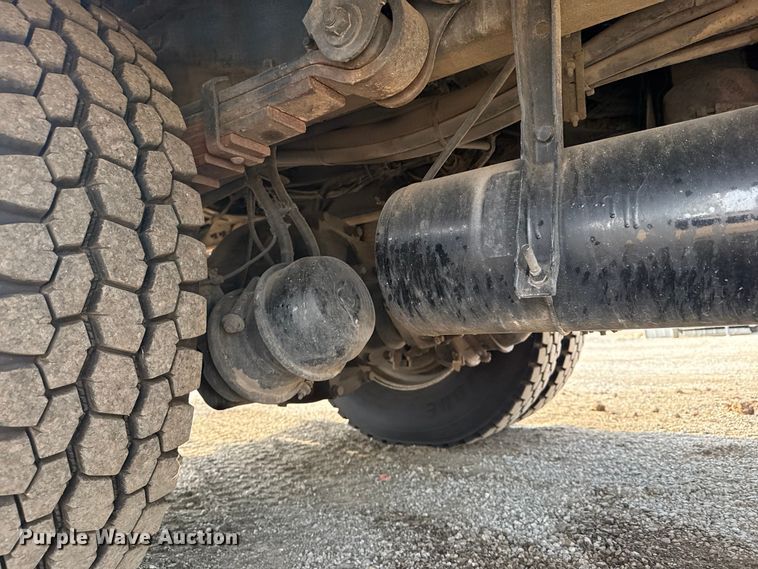 image for item NU9652 2019 Freightliner Business Class M2 digger derrick truck