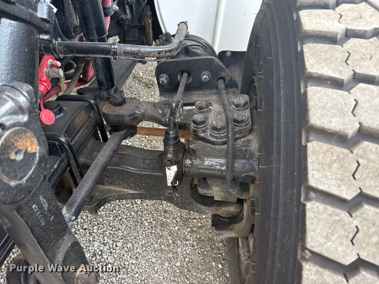 image for item NU9652 2019 Freightliner Business Class M2 digger derrick truck