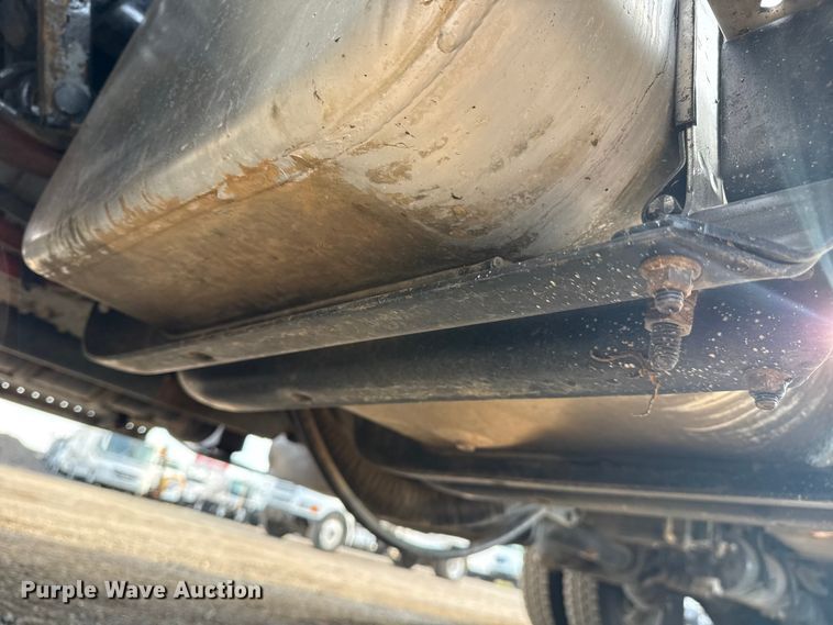 image for item NU9652 2019 Freightliner Business Class M2 digger derrick truck