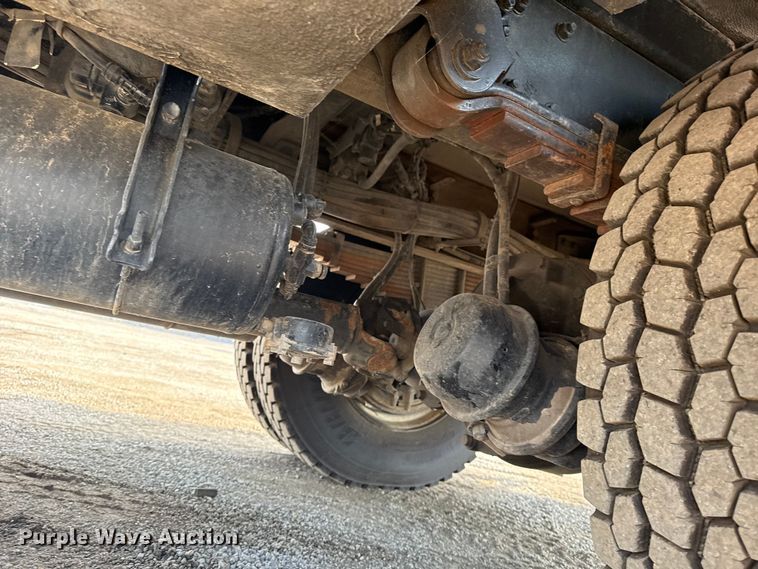 image for item NU9652 2019 Freightliner Business Class M2 digger derrick truck