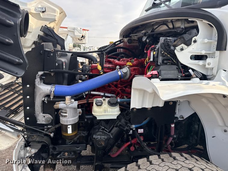 image for item NU9652 2019 Freightliner Business Class M2 digger derrick truck