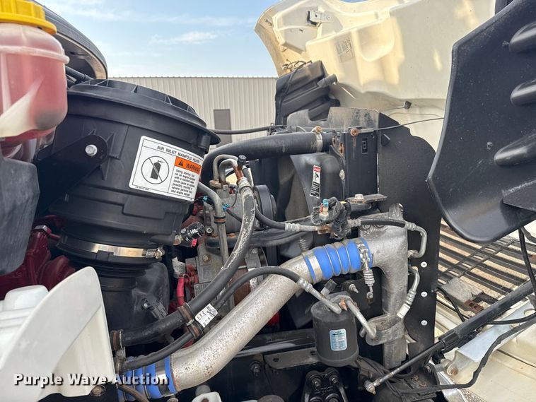 image for item NU9652 2019 Freightliner Business Class M2 digger derrick truck