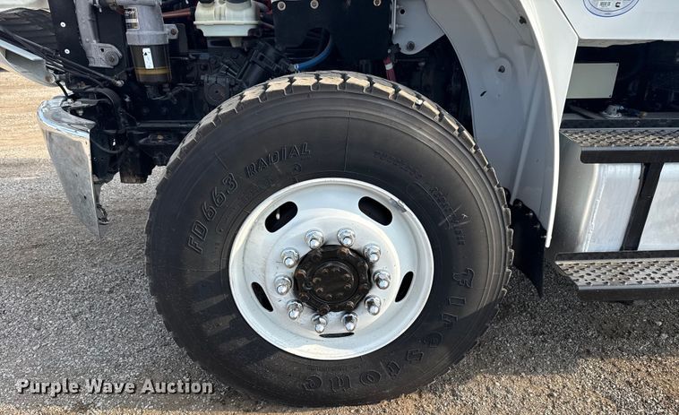 image for item NU9652 2019 Freightliner Business Class M2 digger derrick truck