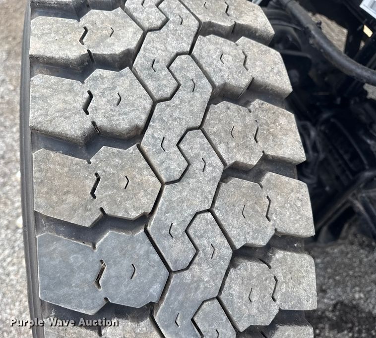 image for item NU9652 2019 Freightliner Business Class M2 digger derrick truck