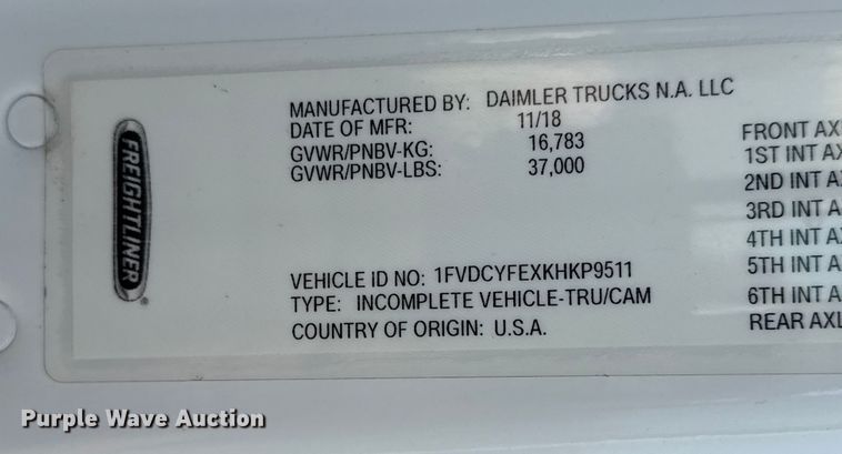 image for item NU9652 2019 Freightliner Business Class M2 digger derrick truck