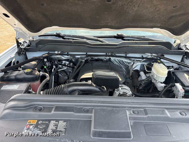 image for item NU9653 2016 Chevrolet Silverado 3500HD Double Cab utility bed pickup truck