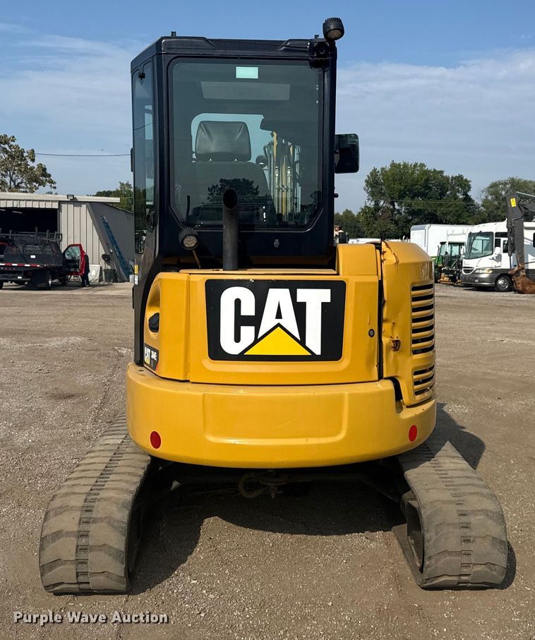 image for item NU9655 2018 Caterpillar 304E2 CR mini excavator
