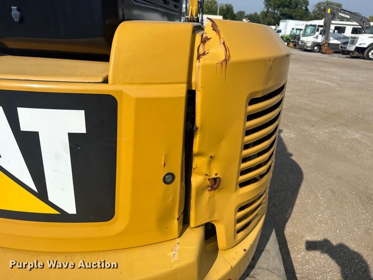 image for item NU9655 2018 Caterpillar 304E2 CR mini excavator