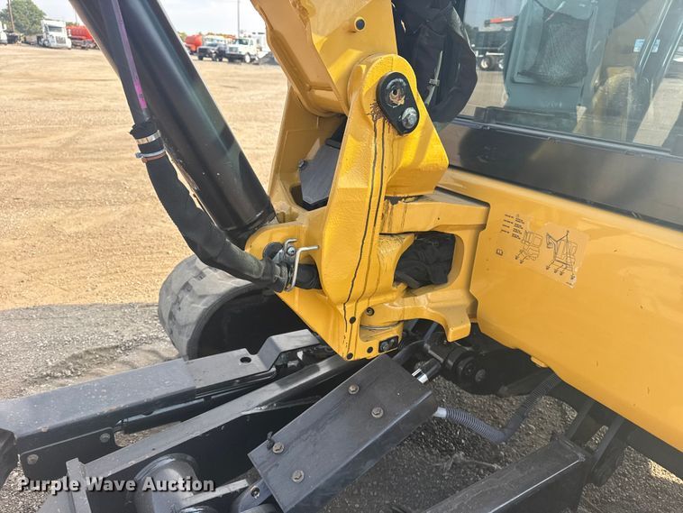 image for item NU9655 2018 Caterpillar 304E2 CR mini excavator
